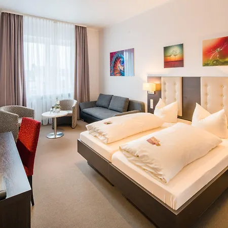 Monopol Hotel