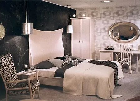 Monopol 3*